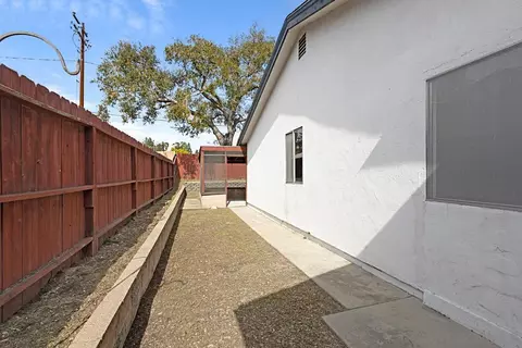 Exterior - 1076 Nidrah St, El Cajon, CA 92020 photo 7 of 7