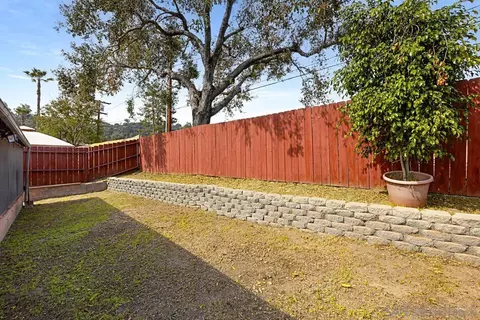 Exterior - 1076 Nidrah St, El Cajon, CA 92020 photo 2 of 7