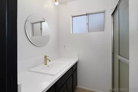 Bath - 1076 Nidrah St, El Cajon, CA 92020 photo 1 of 2