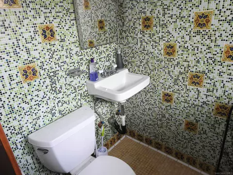 Bath - 9435 Alto Dr, La Mesa, CA 91941 photo 1 of 4