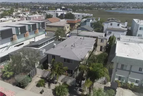 3925-31 Lamont St, San Diego, CA 92109