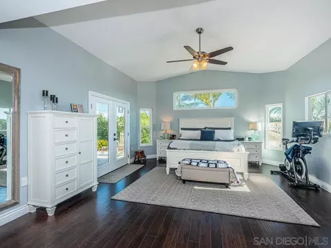 Bedroom - 33928 Calle Vis, Temecula, CA 92592 photo 1 of 7