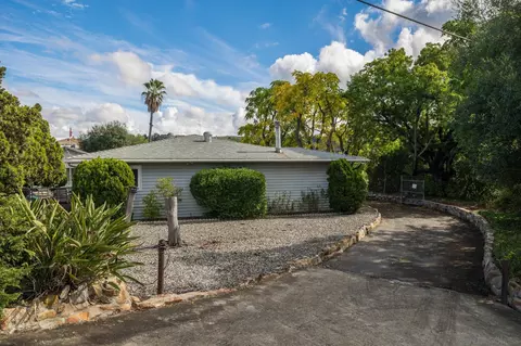 Exterior - 31231 Palimo Dr, Escondido, CA 92026 photo 1 of 5