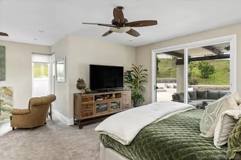 Bedroom - 2031 Ridgecrest Pl, Escondido, CA 92029 photo 3 of 4