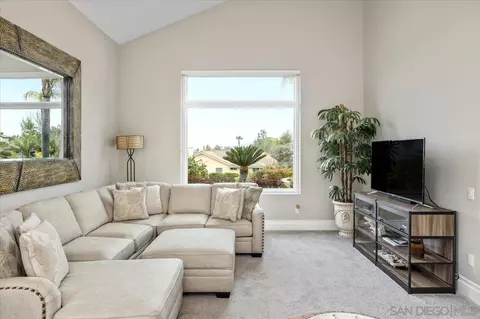 Living - 2031 Ridgecrest Pl, Escondido, CA 92029 photo 2 of 6