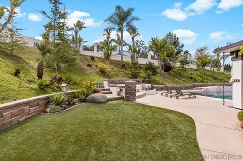 Exterior - 2031 Ridgecrest Pl, Escondido, CA 92029 photo 11 of 14