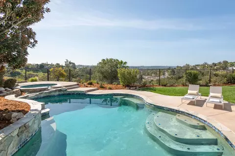 Exterior - 3547 Corte Dulce, Carlsbad, CA 92009 photo 11 of 13