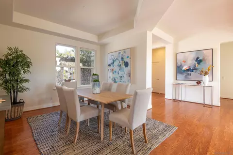 Dining - 3547 Corte Dulce, Carlsbad, CA 92009 photo 1 of 3