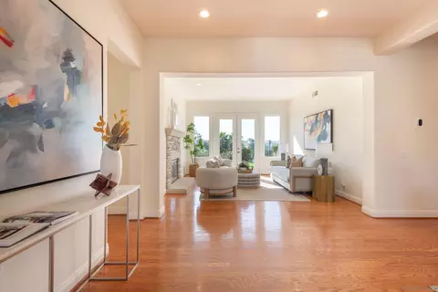 Entry Way - 3547 Corte Dulce, Carlsbad, CA 92009 photo 1 of 1