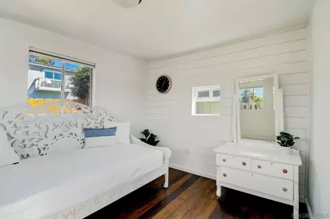 Bedroom - 12624 Metate Ln, Poway, CA 92064 photo 6 of 6