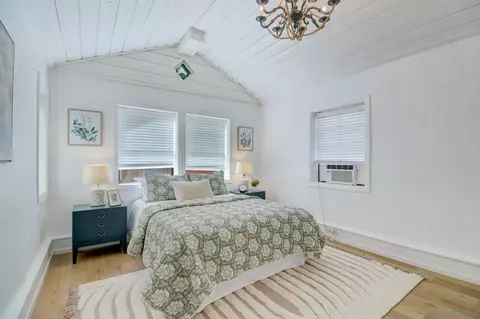Bedroom - 12624 Metate Ln, Poway, CA 92064 photo 1 of 6