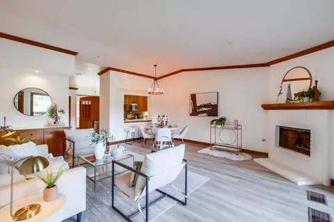 8860 Villa La Jolla Dr #312, La Jolla, CA 92037