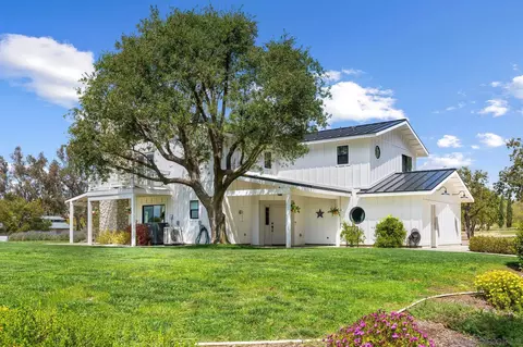 36260 Monte De Oro Rd, Temecula, CA 92592