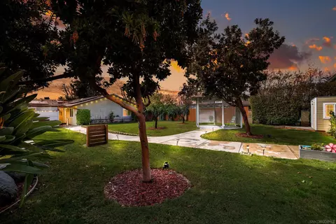 Exterior - 9521 Los Coches Rd, Lakeside, CA 92040 photo 11 of 14