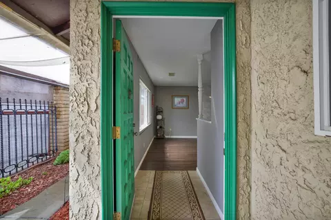 Entry Way - 9521 Los Coches Rd, Lakeside, CA 92040 photo 1 of 1
