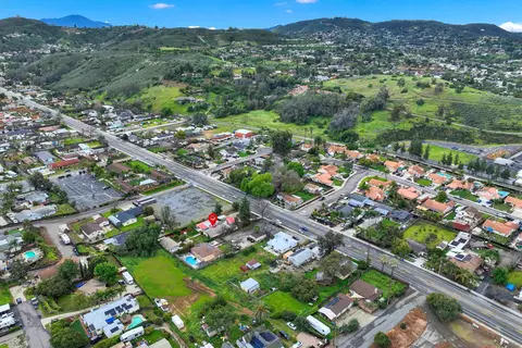 View/Area - 9521 Los Coches Rd, Lakeside, CA 92040 photo 3 of 4