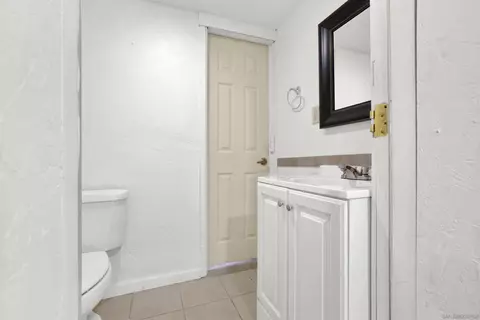 Bath - 9521 Los Coches Rd, Lakeside, CA 92040 photo 4 of 4