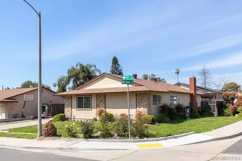 Exterior - 8322 Roy St, Lemon Grove, CA 91945 photo 5 of 7