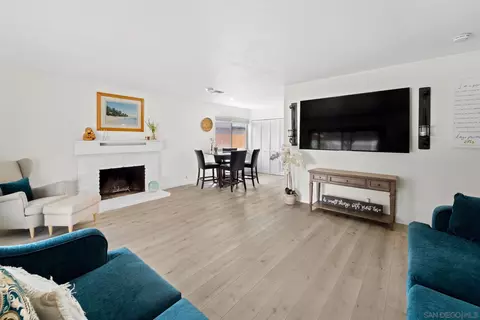 2805 Caulfield Dr, San Diego, CA 92154