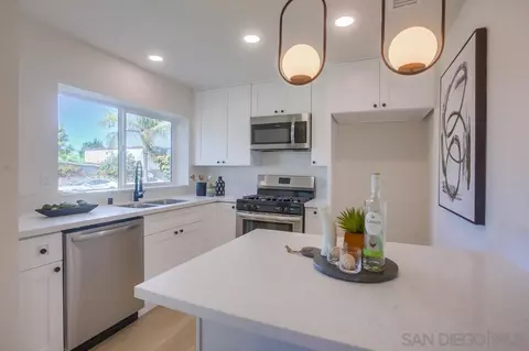 Kitchen - 1415 Dubuque St, Oceanside, CA 92058 photo 2 of 3