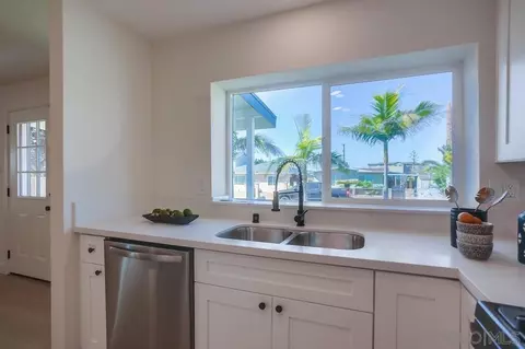 Kitchen - 1415 Dubuque St, Oceanside, CA 92058 photo 3 of 3