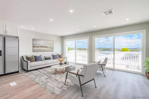 Living - 32 Blue Sky Ln, Oceanside, CA 92056 photo 2 of 2