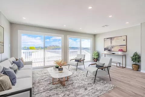 Living - 32 Blue Sky Ln, Oceanside, CA 92056 photo 1 of 2