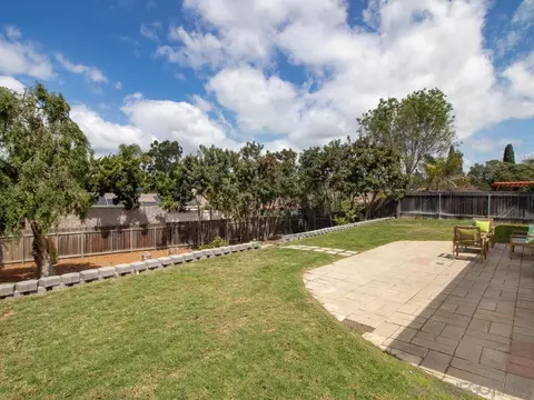 Exterior - 579 Gold, Oceanside, CA 92057 photo 12 of 22