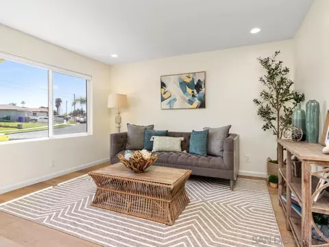 Living - 579 Gold, Oceanside, CA 92057 photo 3 of 6