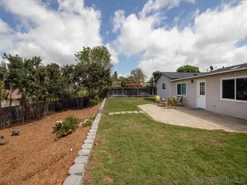 Exterior - 579 Gold, Oceanside, CA 92057 photo 13 of 22