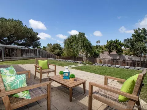 Exterior - 579 Gold, Oceanside, CA 92057 photo 5 of 22