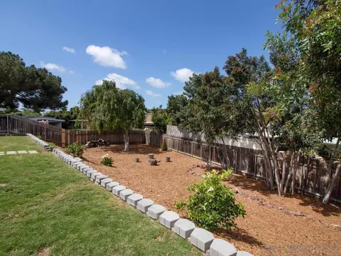 Exterior - 579 Gold, Oceanside, CA 92057 photo 9 of 22