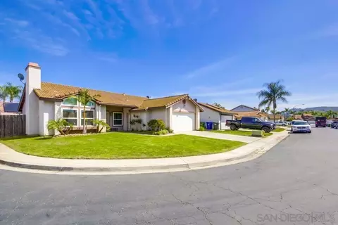 10341 Plaza Paseo Dr, Lakeside, CA 92040