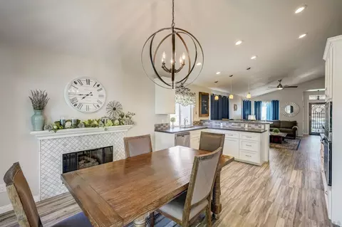 Dining - 31964 Corte Avalina, Temecula, CA 92592 photo 2 of 4