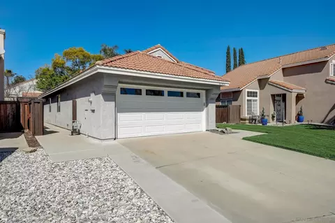 Exterior - 31964 Corte Avalina, Temecula, CA 92592 photo 7 of 12