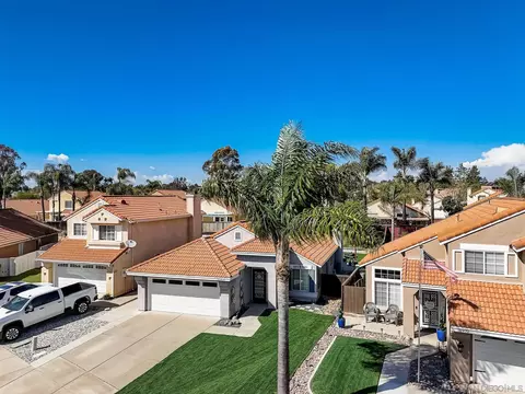 View/Area - 31964 Corte Avalina, Temecula, CA 92592 photo 1 of 10