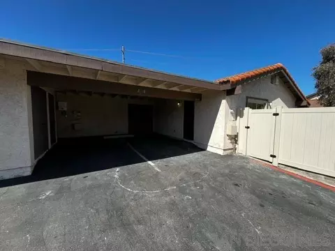 8218 Bluffview Ct, Spring Valley, CA 91977 photo 5