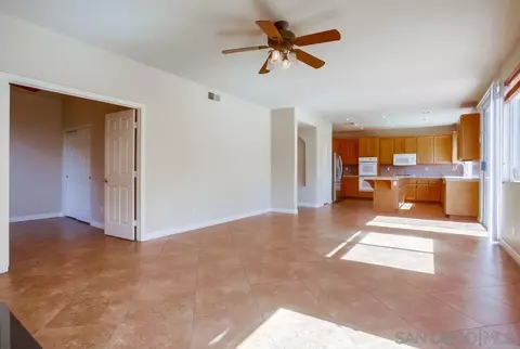Living - 5163 Riverview, Fallbrook, CA 92028 photo 4 of 8