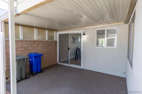 Exterior - 3515 Boussock Ln, Oceanside, CA 92057 photo 3 of 4