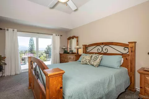 Bedroom - 3718 Cazador Ln, Fallbrook, CA 92028 photo 1 of 5