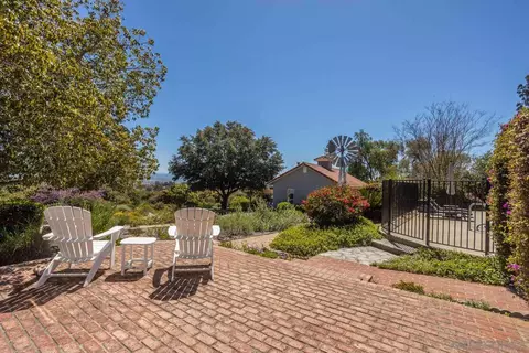 Exterior - 3718 Cazador Ln, Fallbrook, CA 92028 photo 9 of 15
