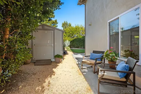 Exterior - 1876 Burnt Maple Way, Vista, CA 92081 photo 9 of 12