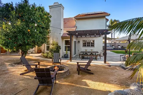 Exterior - 1876 Burnt Maple Way, Vista, CA 92081 photo 11 of 12