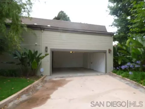 2620 Inyaha Ln, La Jolla, CA 92037 photo 3