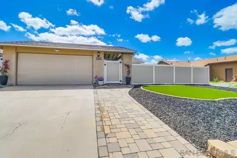 1541 Melody Ln, El Cajon, CA 92019