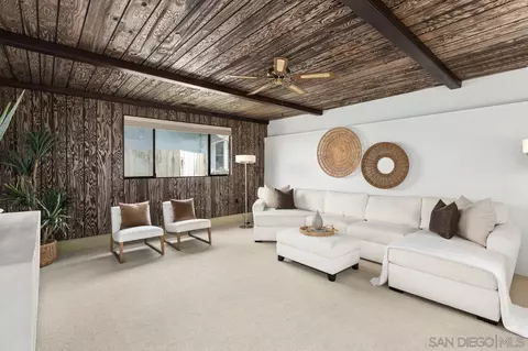 Bedroom - 898 Cosmo Ave, El Cajon, CA 92019 photo 3 of 6