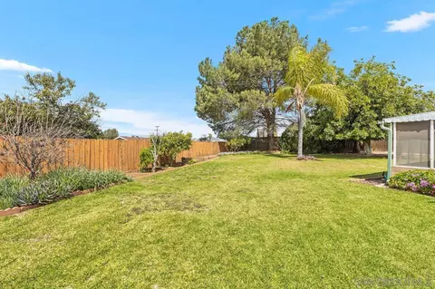 Exterior - 898 Cosmo Ave, El Cajon, CA 92019 photo 5 of 8