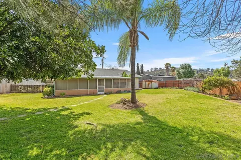 Exterior - 898 Cosmo Ave, El Cajon, CA 92019 photo 2 of 8
