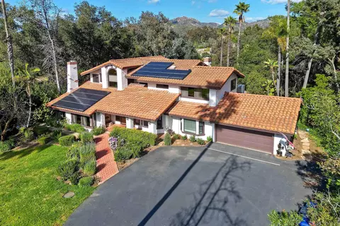 View/Area - 16231 Oak Creek Trl, Poway, CA 92064 photo 3 of 6