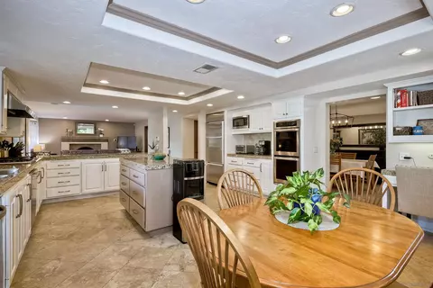 Dining - 16231 Oak Creek Trl, Poway, CA 92064 photo 2 of 2